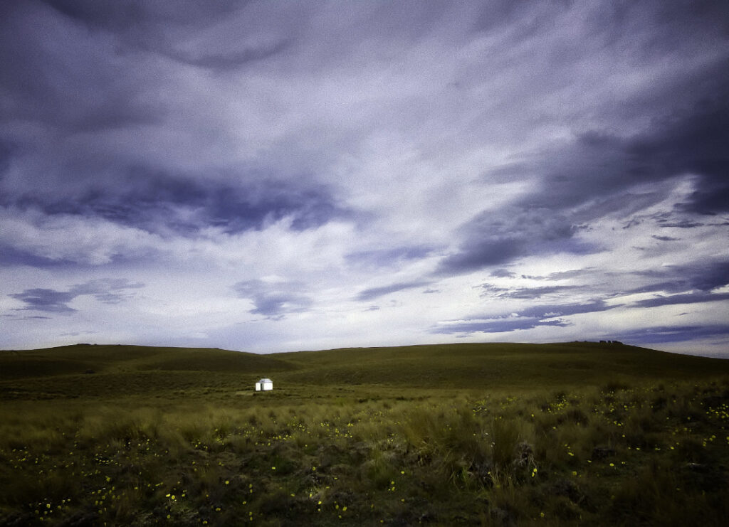 Historic rabbiter's hut on the remote and high altitude Raggedy Range, Central Otago, New Zealand